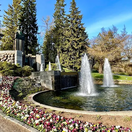 民宿 Short In The Center With Free Parking 坦佩雷