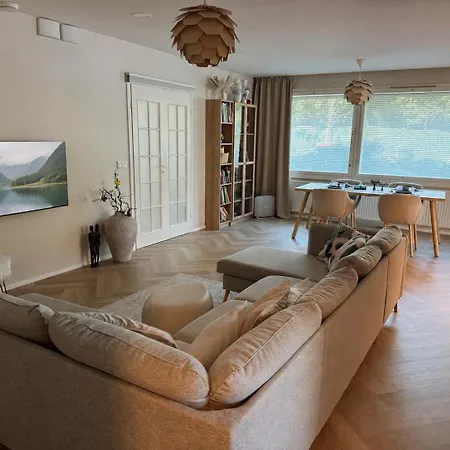 Homestay Haemeenpuisto Private & *
